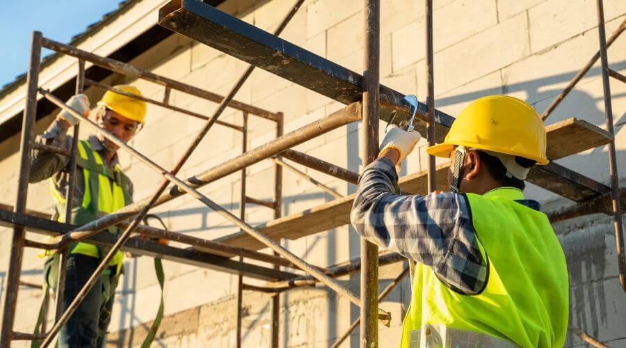 Expert new roof installation services in Luna, NM